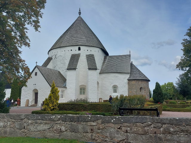 Gudhjem: Klippen, Kunst und Kirche